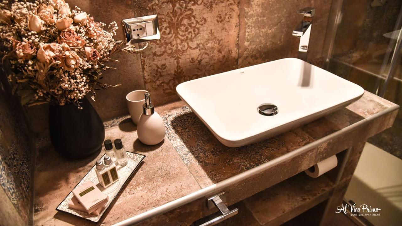 Al Vico Primo - Boutique Apartment ピエトラペルトーザ エクステリア 写真